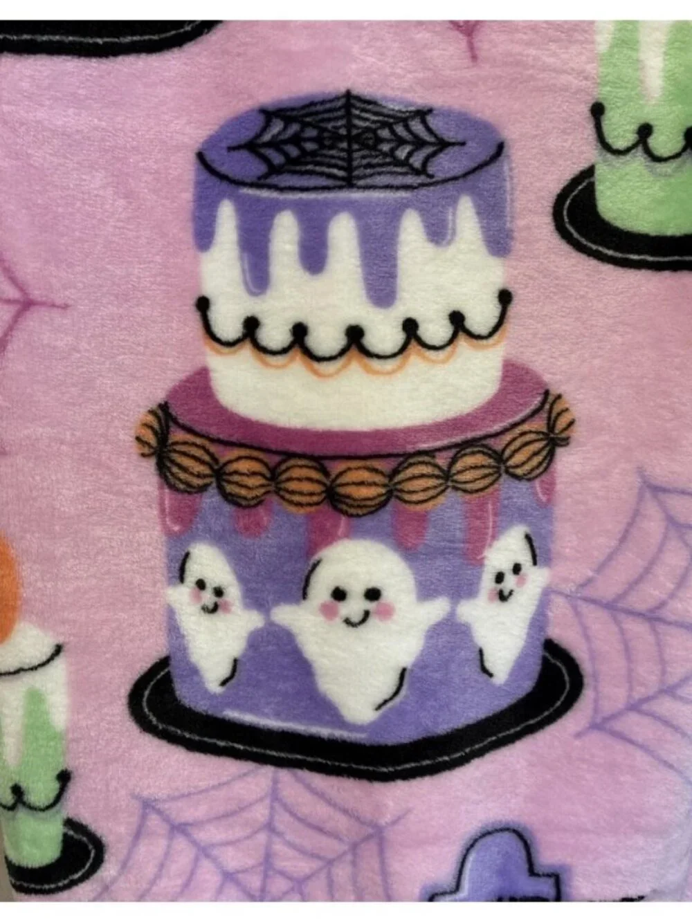 Betsey Johnson Halloween Plush Throw Blanket 50x70 Pink Skull Ghost Pumpkin Cake